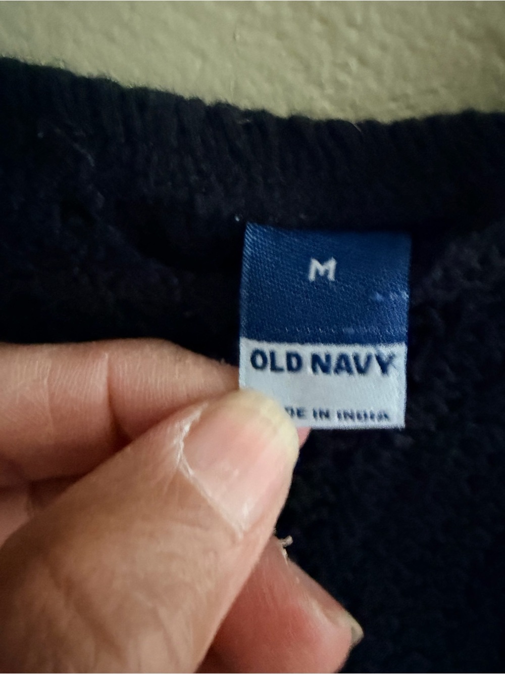 Old Navy Black Crochet Peplum Crop Tank - Picture 3 of 5